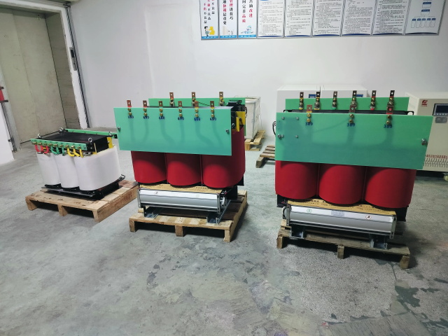 额济纳KS11-1000KVA矿用变压器